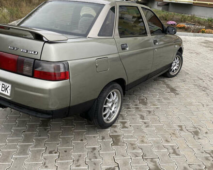 Бежевый ВАЗ 2110, объемом двигателя 1.5 л и пробегом 300 тыс. км за 1700 $, фото 1 на Automoto.ua