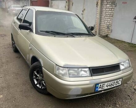 Бежевый ВАЗ 2110, объемом двигателя 1.6 л и пробегом 451 тыс. км за 2000 $, фото 1 на Automoto.ua