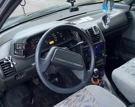 Черный ВАЗ 2110, объемом двигателя 0 л и пробегом 115 тыс. км за 2550 $, фото 5 на Automoto.ua