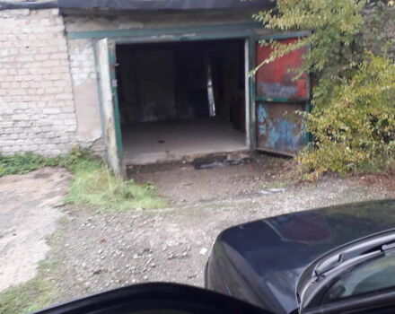 Черный ВАЗ 2110, объемом двигателя 1.5 л и пробегом 174 тыс. км за 2300 $, фото 1 на Automoto.ua