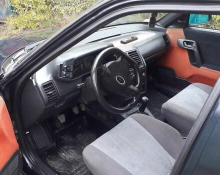 Черный ВАЗ 2110, объемом двигателя 1.5 л и пробегом 174 тыс. км за 2300 $, фото 6 на Automoto.ua