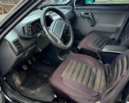 Чорний ВАЗ 2110, об'ємом двигуна 1.6 л та пробігом 191 тис. км за 2300 $, фото 5 на Automoto.ua