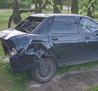 Черный ВАЗ 2110, объемом двигателя 1.6 л и пробегом 250 тыс. км за 598 $, фото 6 на Automoto.ua