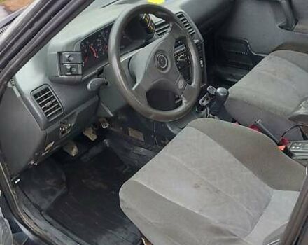 Черный ВАЗ 2110, объемом двигателя 1.6 л и пробегом 240 тыс. км за 1800 $, фото 5 на Automoto.ua