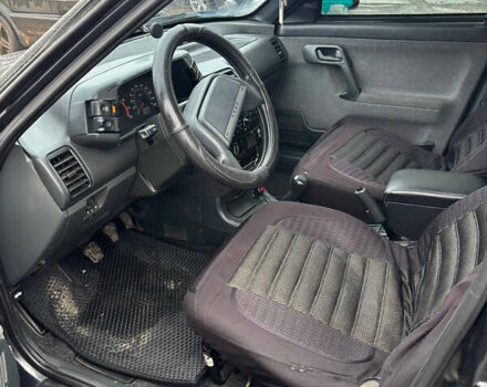 Чорний ВАЗ 2110, об'ємом двигуна 1.6 л та пробігом 191 тис. км за 2300 $, фото 7 на Automoto.ua