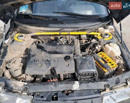 ВАЗ 2110 2006 в Харькове на Automoto.ua Черный ВАЗ 2110, объемом двигателя 1.6 л и пробегом 270 тыс. км за 1700 $, фото 8 на Automoto.ua