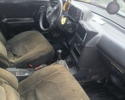 Черный ВАЗ 2110, объемом двигателя 2 л и пробегом 409 тыс. км за 679 $, фото 6 на Automoto.ua