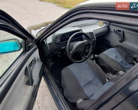Чорний ВАЗ 2110, об'ємом двигуна 1.6 л та пробігом 250 тис. км за 1250 $, фото 5 на Automoto.ua