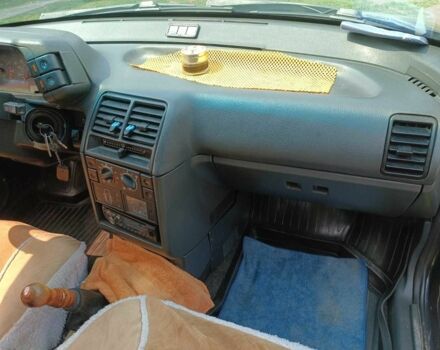 Черный ВАЗ 2110, объемом двигателя 1.6 л и пробегом 211 тыс. км за 2400 $, фото 6 на Automoto.ua