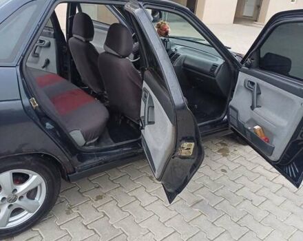 Чорний ВАЗ 2110, об'ємом двигуна 1.6 л та пробігом 121 тис. км за 1600 $, фото 2 на Automoto.ua