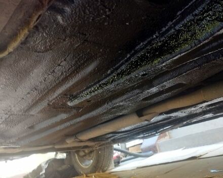 Черный ВАЗ 2110, объемом двигателя 1.6 л и пробегом 327 тыс. км за 2100 $, фото 9 на Automoto.ua