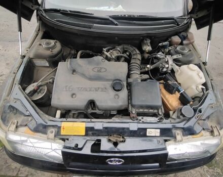 Чорний ВАЗ 2110, об'ємом двигуна 1.6 л та пробігом 133 тис. км за 947 $, фото 6 на Automoto.ua