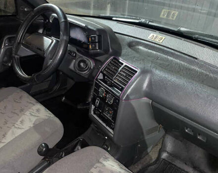 Чорний ВАЗ 2110, об'ємом двигуна 1.6 л та пробігом 250 тис. км за 1600 $, фото 5 на Automoto.ua