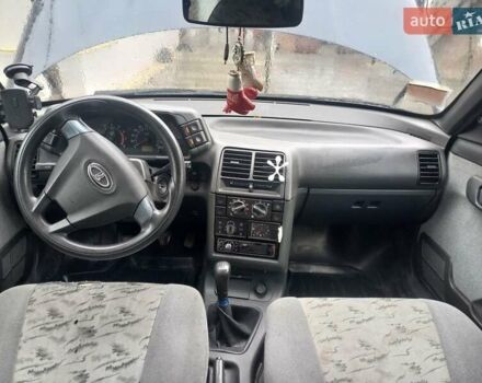 Чорний ВАЗ 2110, об'ємом двигуна 1.6 л та пробігом 204 тис. км за 1850 $, фото 10 на Automoto.ua