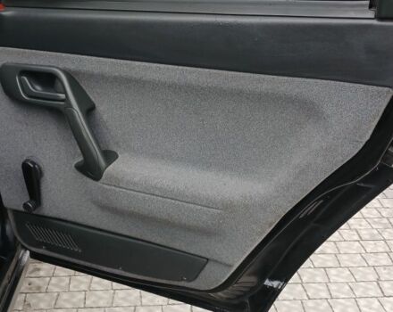 Чорний ВАЗ 2110, об'ємом двигуна 1.6 л та пробігом 150 тис. км за 1350 $, фото 17 на Automoto.ua