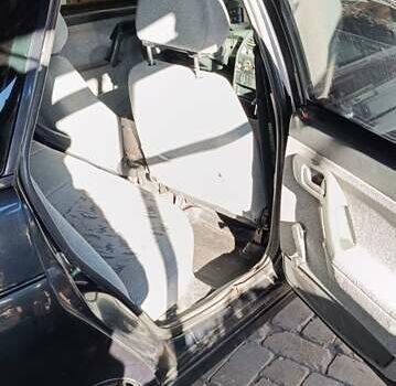 Чорний ВАЗ 2110, об'ємом двигуна 1.6 л та пробігом 187 тис. км за 1500 $, фото 2 на Automoto.ua