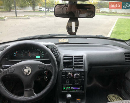 Чорний ВАЗ 2110, об'ємом двигуна 1.6 л та пробігом 220 тис. км за 2450 $, фото 14 на Automoto.ua