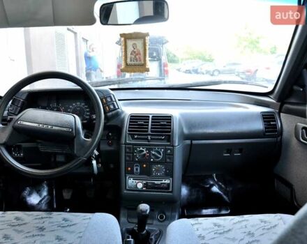 ВАЗ 2110 2007 в Львове на Automoto.ua Черный ВАЗ 2110, объемом двигателя 1.6 л и пробегом 100 тыс. км за 1800 $, фото 20 на Automoto.ua