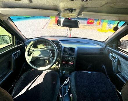 Черный ВАЗ 2110, объемом двигателя 1.6 л и пробегом 200 тыс. км за 2100 $, фото 5 на Automoto.ua