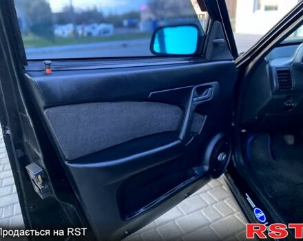 Черный ВАЗ 2110, объемом двигателя 16 л и пробегом 200 тыс. км за 2600 $, фото 11 на Automoto.ua