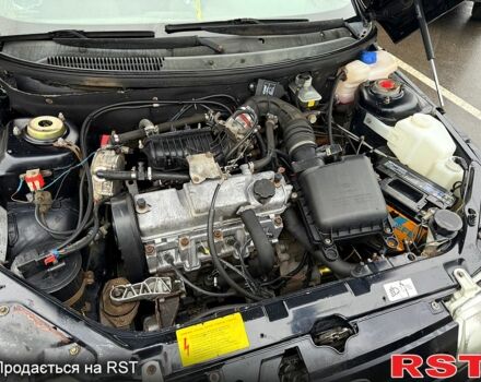 Чорний ВАЗ 2110, об'ємом двигуна 1.6 л та пробігом 200 тис. км за 2250 $, фото 5 на Automoto.ua