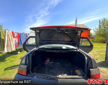 Черный ВАЗ 2110, объемом двигателя 1.6 л и пробегом 203 тыс. км за 1700 $, фото 9 на Automoto.ua