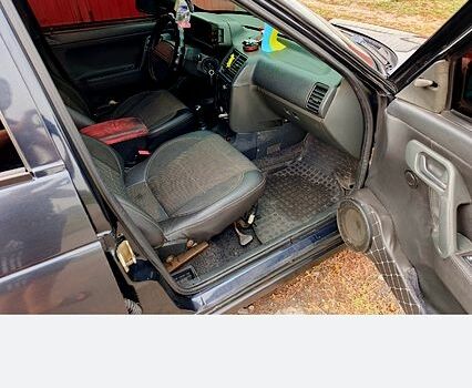 Чорний ВАЗ 2110, об'ємом двигуна 1.6 л та пробігом 243 тис. км за 1900 $, фото 4 на Automoto.ua