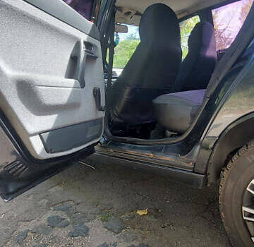 Черный ВАЗ 2110, объемом двигателя 1.6 л и пробегом 182 тыс. км за 2150 $, фото 22 на Automoto.ua