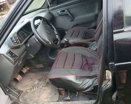 Черный ВАЗ 2110, объемом двигателя 1.6 л и пробегом 180 тыс. км за 2000 $, фото 2 на Automoto.ua