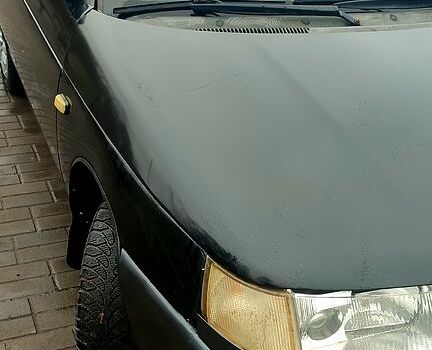 Черный ВАЗ 2110, объемом двигателя 1.6 л и пробегом 300 тыс. км за 1850 $, фото 1 на Automoto.ua