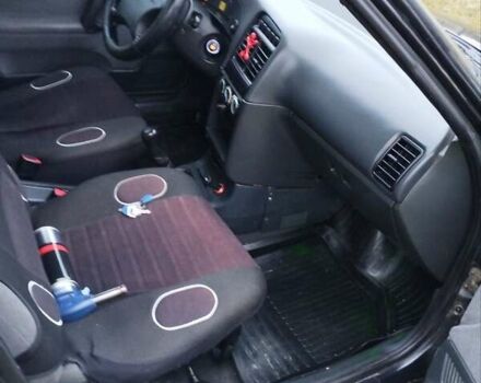 Черный ВАЗ 2110, объемом двигателя 1.6 л и пробегом 209 тыс. км за 2150 $, фото 8 на Automoto.ua