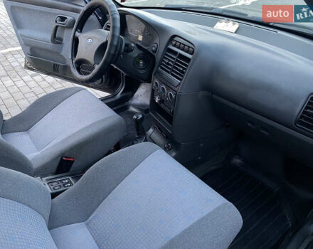 Черный ВАЗ 2110, объемом двигателя 1.6 л и пробегом 81 тыс. км за 3500 $, фото 15 на Automoto.ua