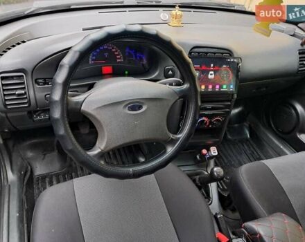 Черный ВАЗ 2110, объемом двигателя 1.6 л и пробегом 242 тыс. км за 2000 $, фото 1 на Automoto.ua