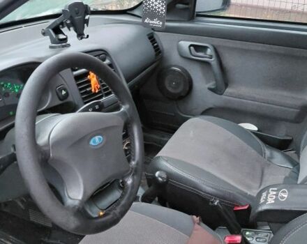 Черный ВАЗ 2110, объемом двигателя 1.6 л и пробегом 180 тыс. км за 1800 $, фото 4 на Automoto.ua