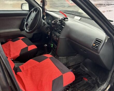 Чорний ВАЗ 2110, об'ємом двигуна 1.6 л та пробігом 190 тис. км за 1700 $, фото 6 на Automoto.ua