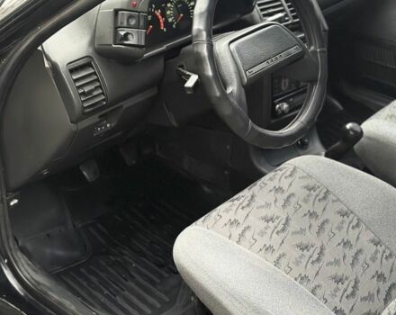 Черный ВАЗ 2110, объемом двигателя 1.6 л и пробегом 166 тыс. км за 1999 $, фото 4 на Automoto.ua