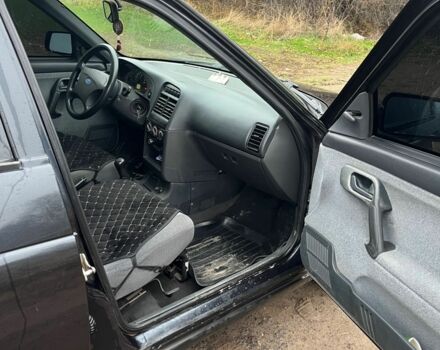 Чорний ВАЗ 2110, об'ємом двигуна 1.6 л та пробігом 81 тис. км за 2850 $, фото 8 на Automoto.ua