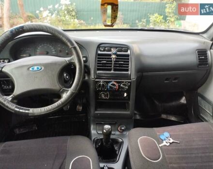 Чорний ВАЗ 2110, об'ємом двигуна 1.6 л та пробігом 208 тис. км за 2150 $, фото 9 на Automoto.ua