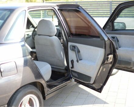 Чорний ВАЗ 2110, об'ємом двигуна 1.6 л та пробігом 100 тис. км за 1999 $, фото 17 на Automoto.ua