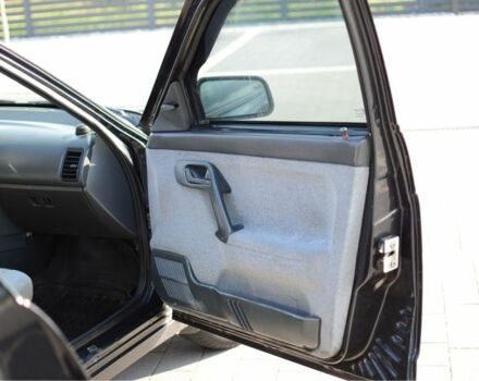 Чорний ВАЗ 2110, об'ємом двигуна 1.6 л та пробігом 100 тис. км за 1999 $, фото 16 на Automoto.ua