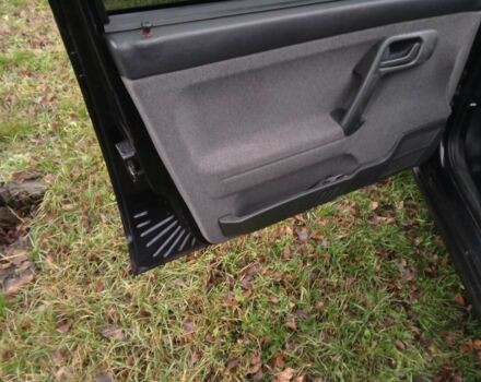 Черный ВАЗ 2110, объемом двигателя 1.6 л и пробегом 173 тыс. км за 2500 $, фото 1 на Automoto.ua