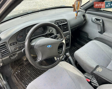 Черный ВАЗ 2110, объемом двигателя 1.6 л и пробегом 60 тыс. км за 1550 $, фото 9 на Automoto.ua