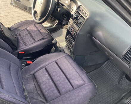 Черный ВАЗ 2110, объемом двигателя 1.6 л и пробегом 48 тыс. км за 2099 $, фото 5 на Automoto.ua