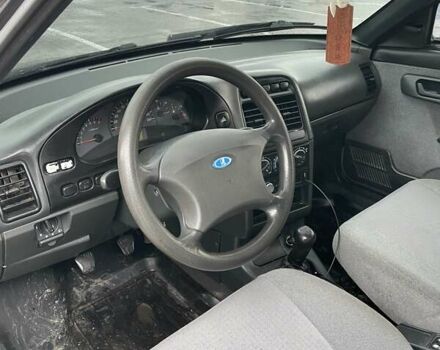 Черный ВАЗ 2110, объемом двигателя 1.6 л и пробегом 251 тыс. км за 2100 $, фото 8 на Automoto.ua