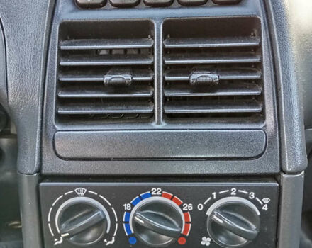 ВАЗ 2110 2009 у Тячеве на Automoto.ua Чорний ВАЗ 2110, об'ємом двигуна 1.6 л та пробігом 29 тис. км за 3000 $, фото 5 на Automoto.ua