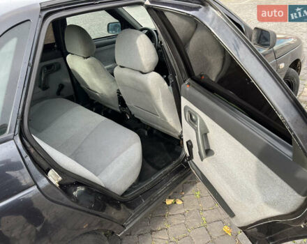 Черный ВАЗ 2110, объемом двигателя 1.6 л и пробегом 60 тыс. км за 1550 $, фото 10 на Automoto.ua