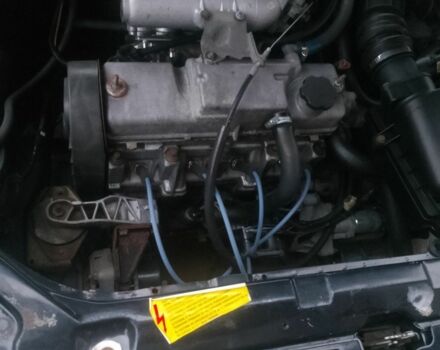 Черный ВАЗ 2110, объемом двигателя 1.6 л и пробегом 200 тыс. км за 1074 $, фото 2 на Automoto.ua