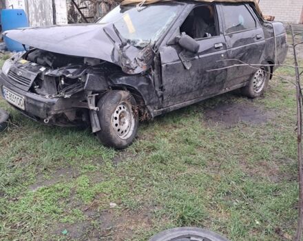 Черный ВАЗ 2110, объемом двигателя 1.6 л и пробегом 200 тыс. км за 999 $, фото 5 на Automoto.ua