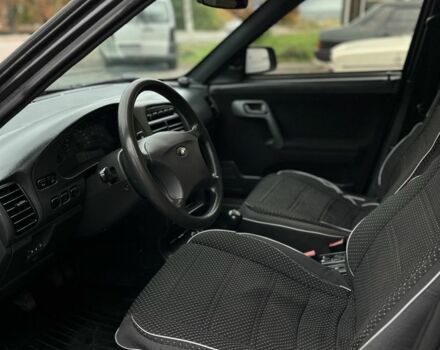 Черный ВАЗ 2110, объемом двигателя 1.6 л и пробегом 160 тыс. км за 2100 $, фото 5 на Automoto.ua