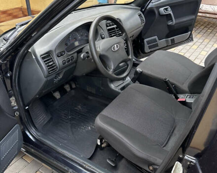 Чорний ВАЗ 2110, об'ємом двигуна 1.6 л та пробігом 140 тис. км за 2750 $, фото 39 на Automoto.ua